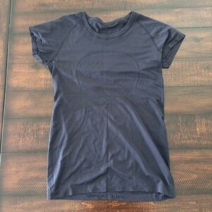 Lululemon short sleeve Swiftly - True Navy